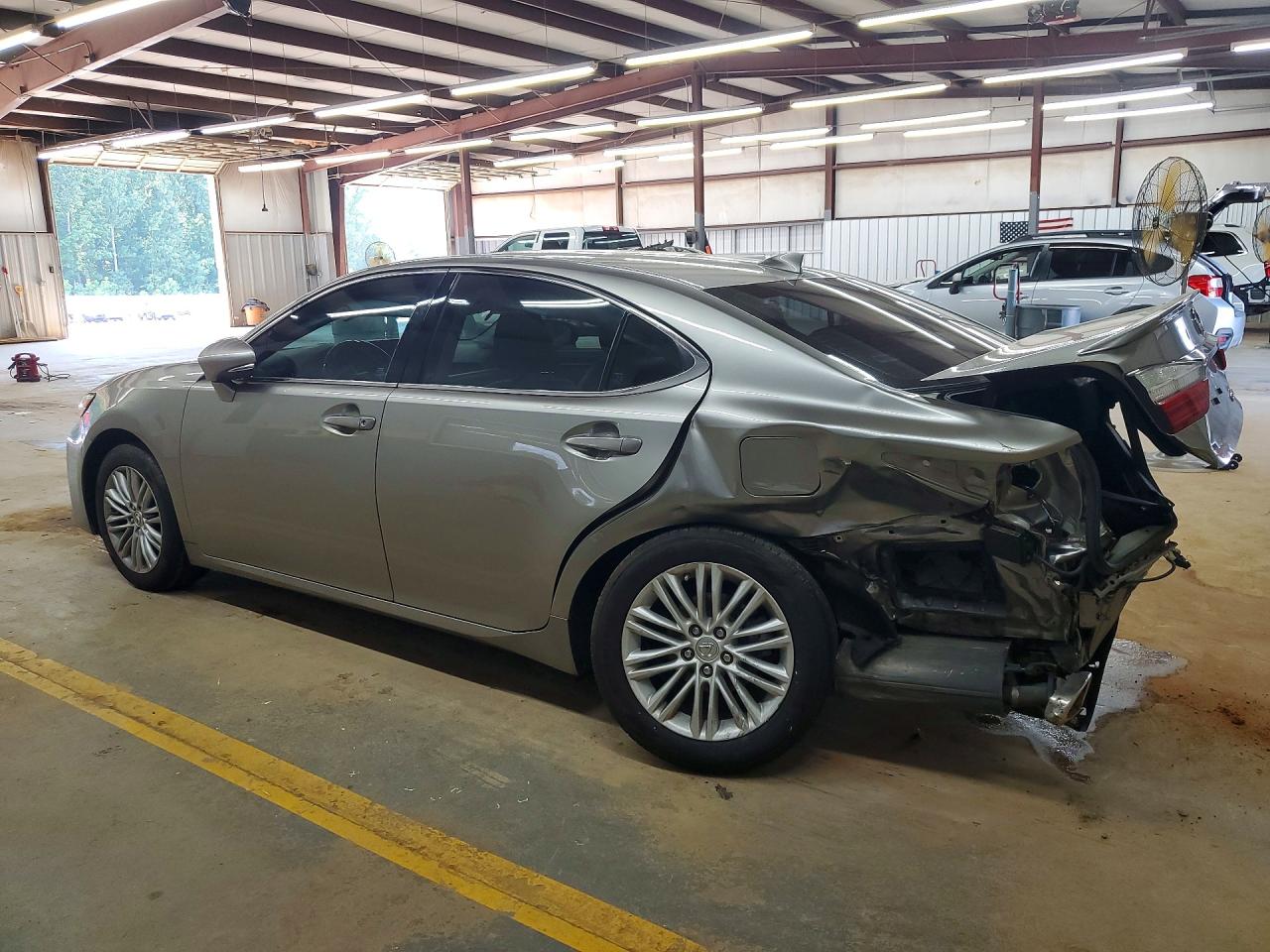 2017 LEXUS ES350