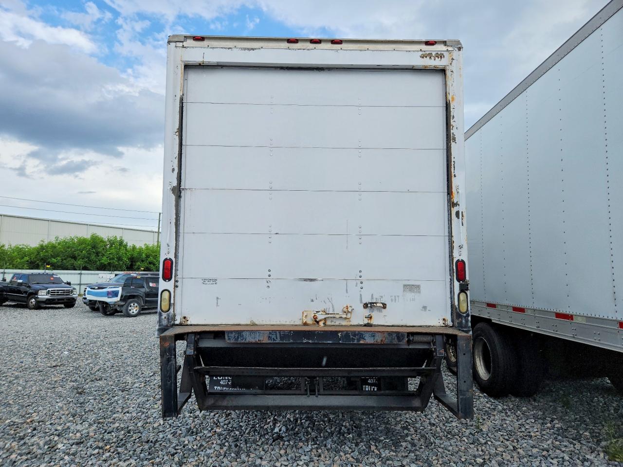 2007 FORD F650