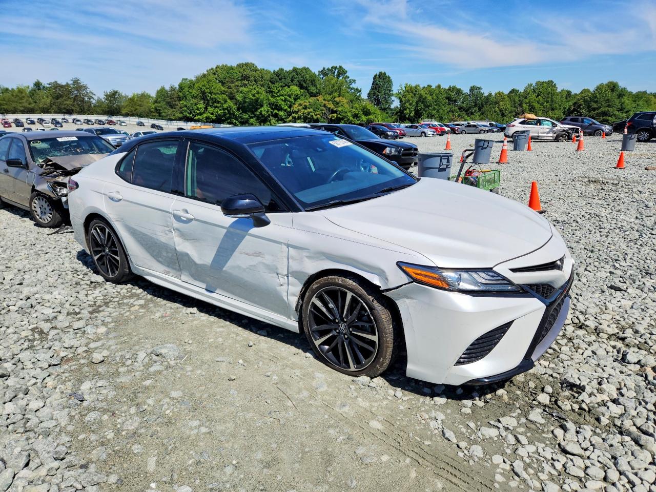 2019 TOYOTA CAMRY