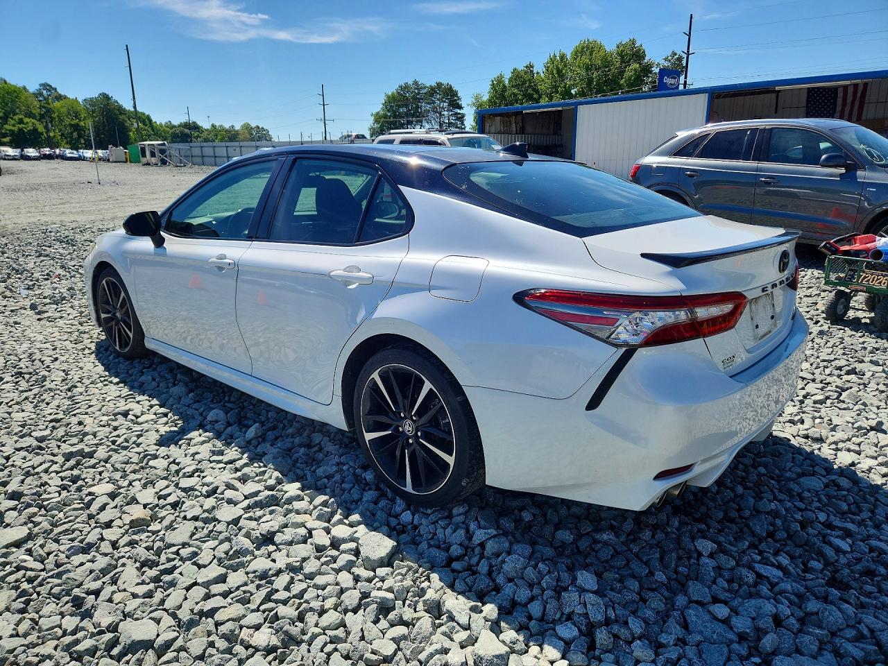2019 TOYOTA CAMRY