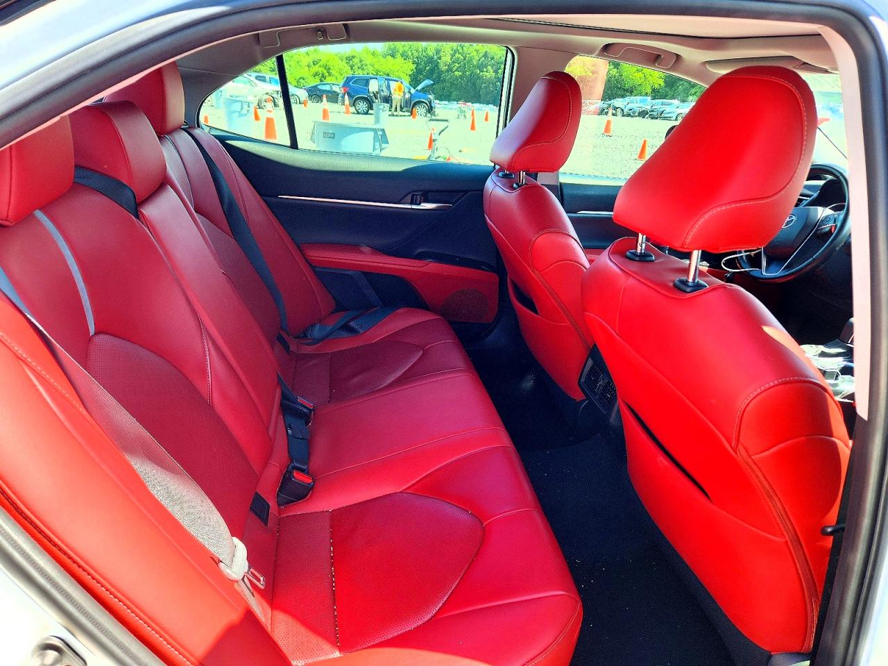 2019 TOYOTA CAMRY