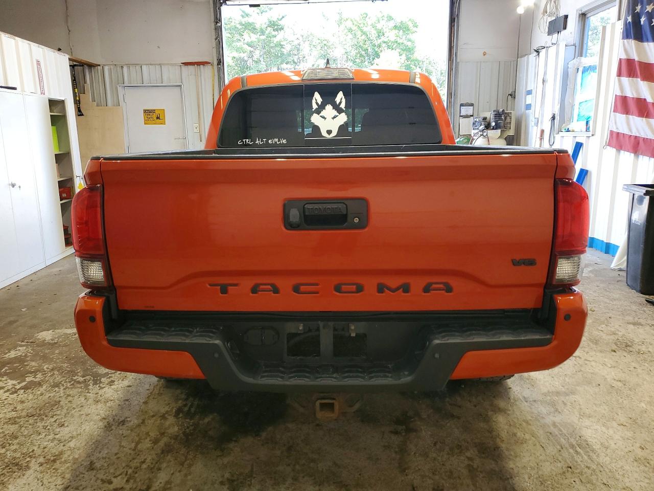2018 TOYOTA TACOMA