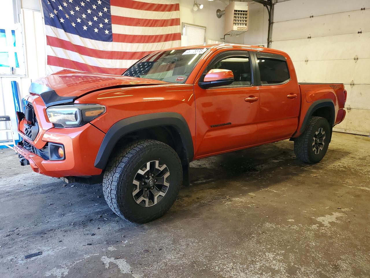 2018 TOYOTA TACOMA