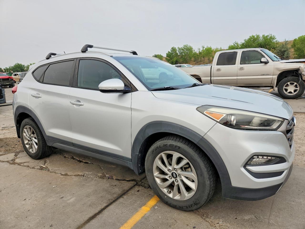 2016 HYUNDAI TUCSON