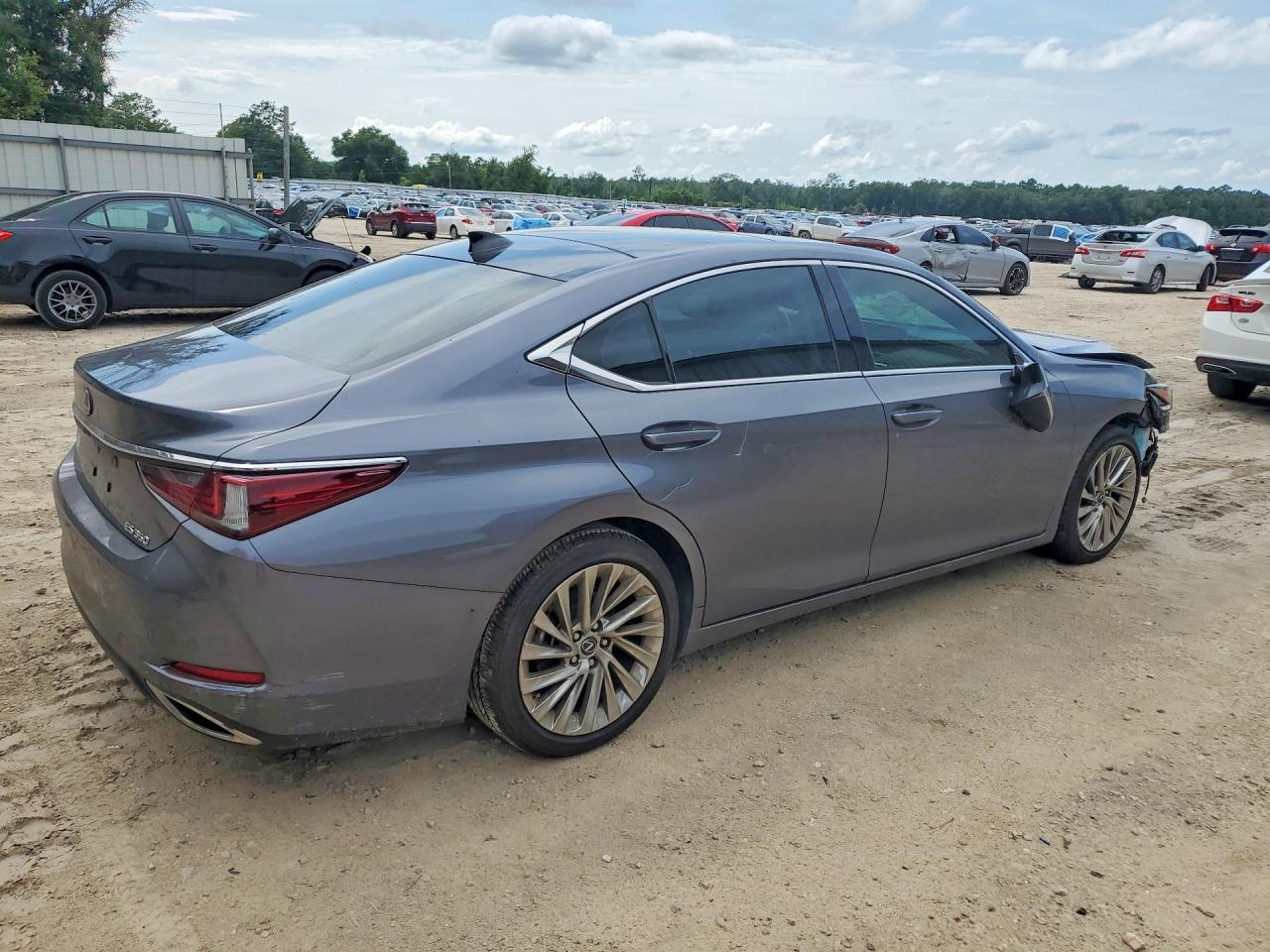 2020 LEXUS ES350
