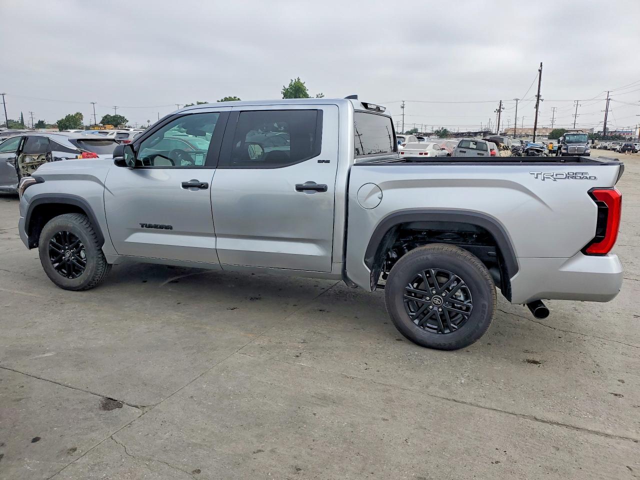 2026 TOYOTA TUNDRA