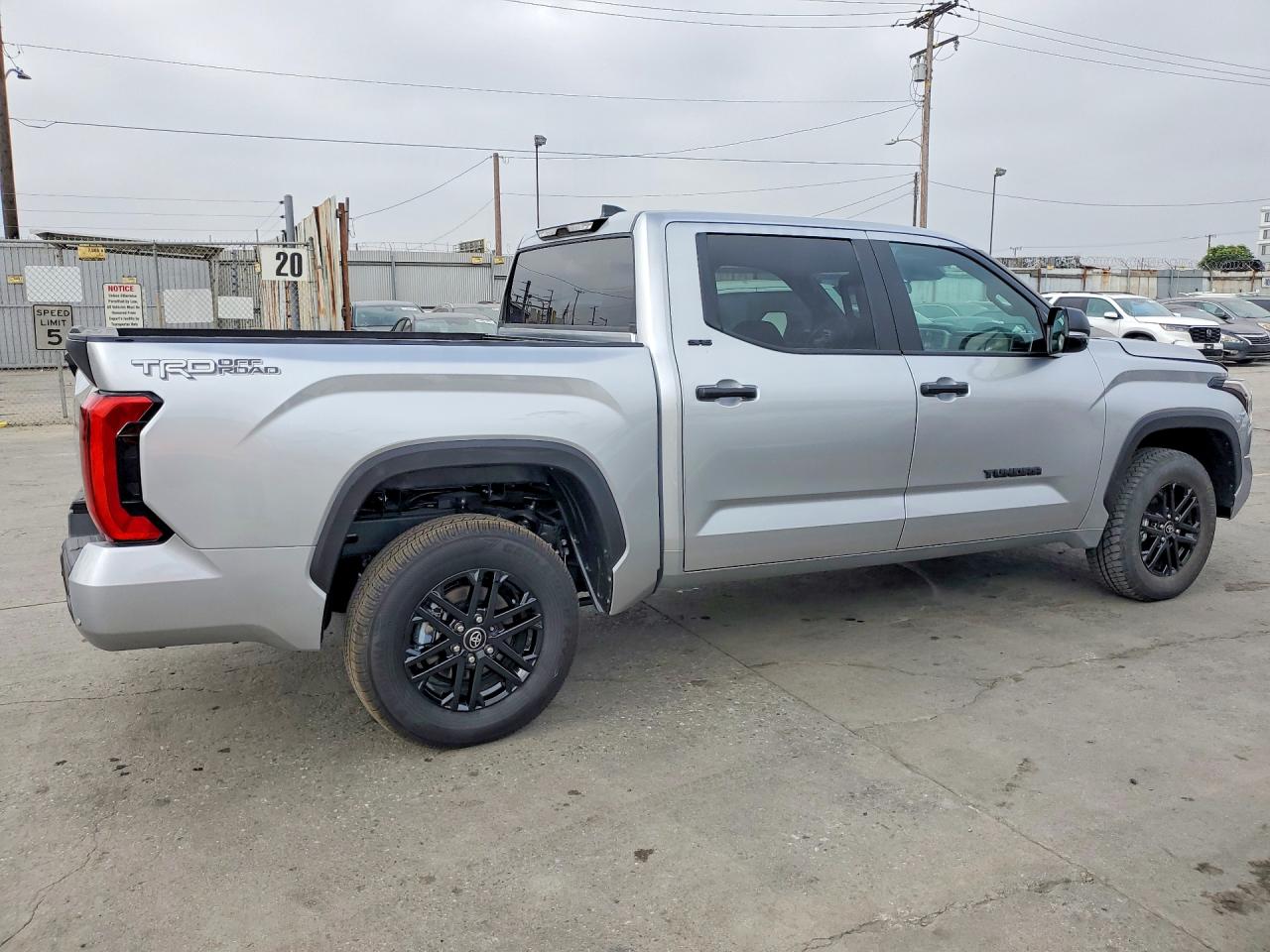 2026 TOYOTA TUNDRA