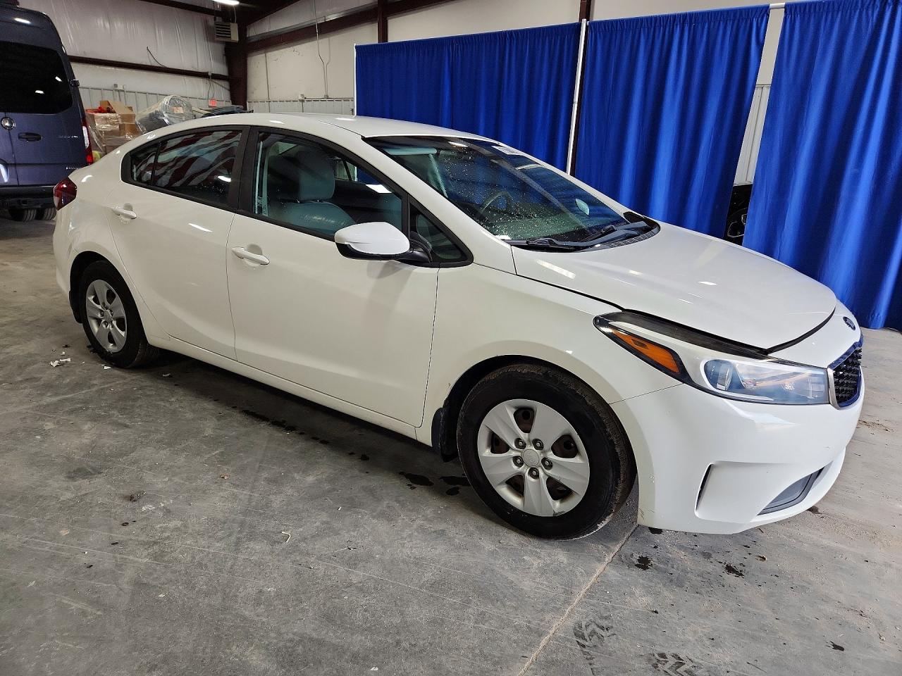 2017 KIA FORTE