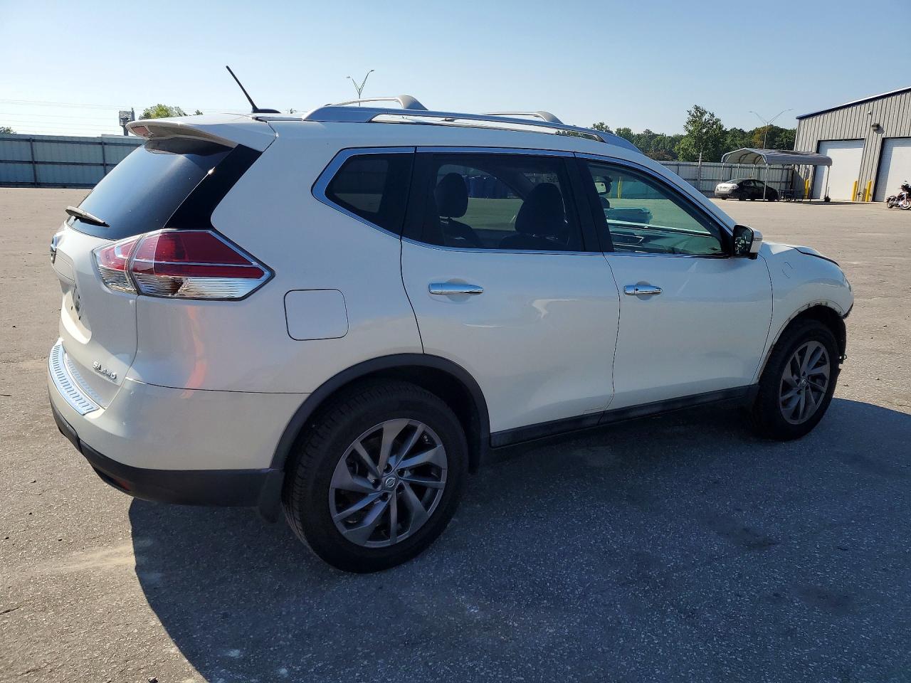 2016 NISSAN ROGUE