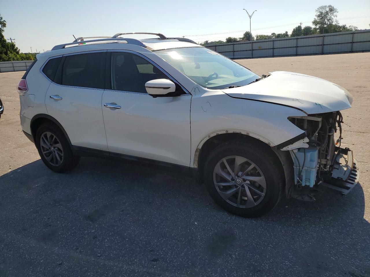 2016 NISSAN ROGUE