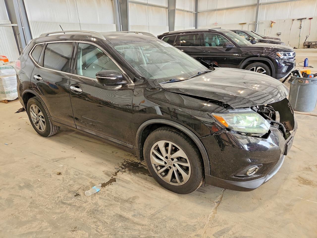 2015 NISSAN ROGUE