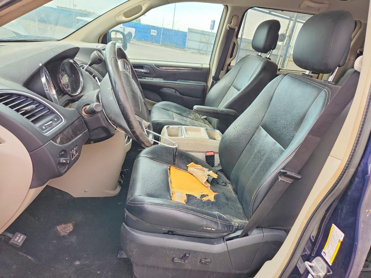 2014 CHRYSLER MINIVAN