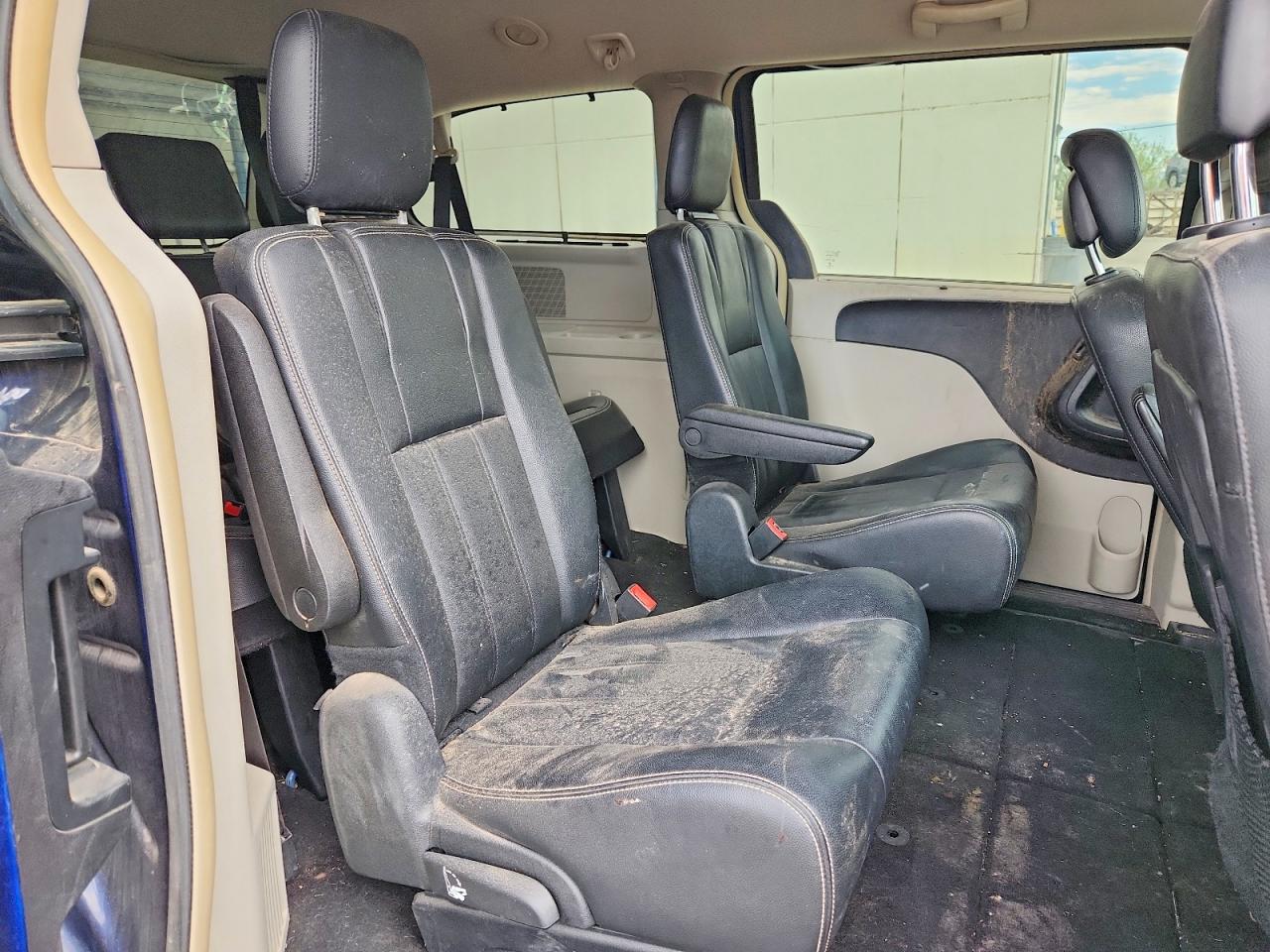 2014 CHRYSLER MINIVAN