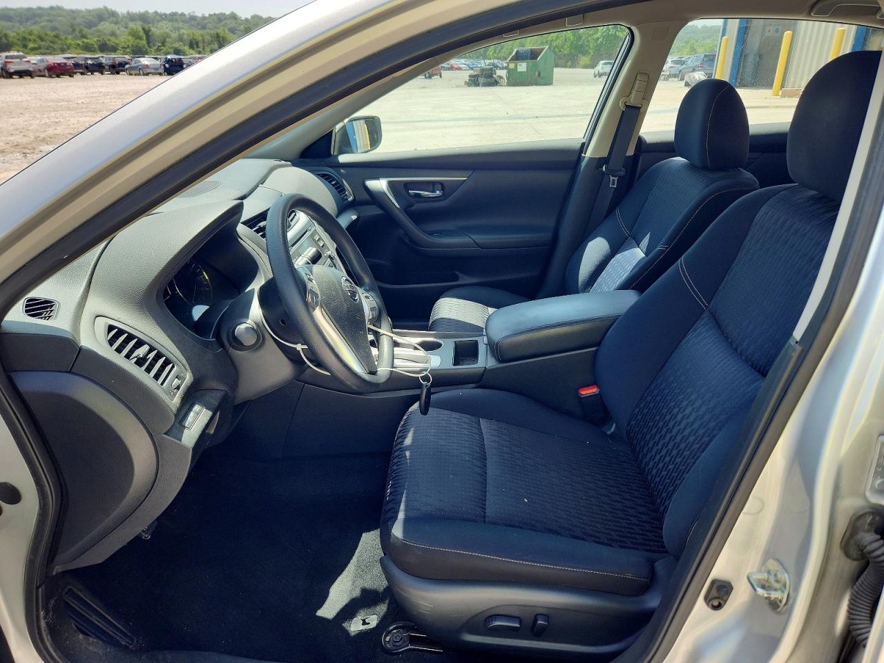 2017 NISSAN ALTIMA