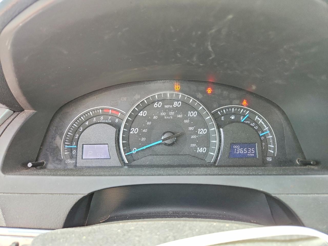 2014 TOYOTA CAMRY