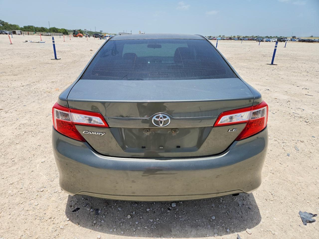 2014 TOYOTA CAMRY