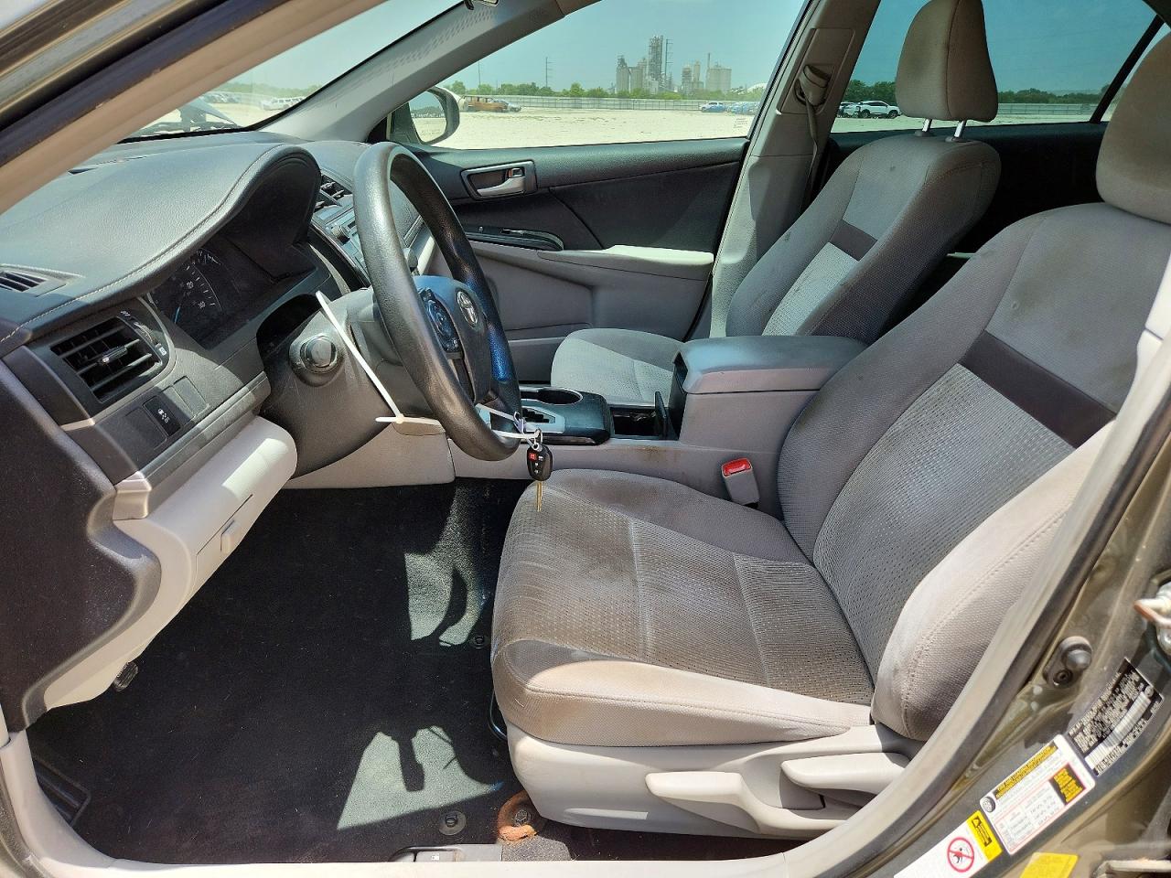 2014 TOYOTA CAMRY