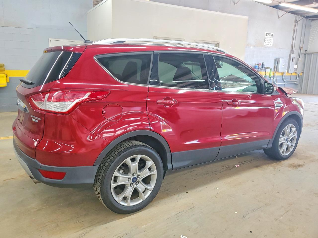 2016 FORD ESCAPE