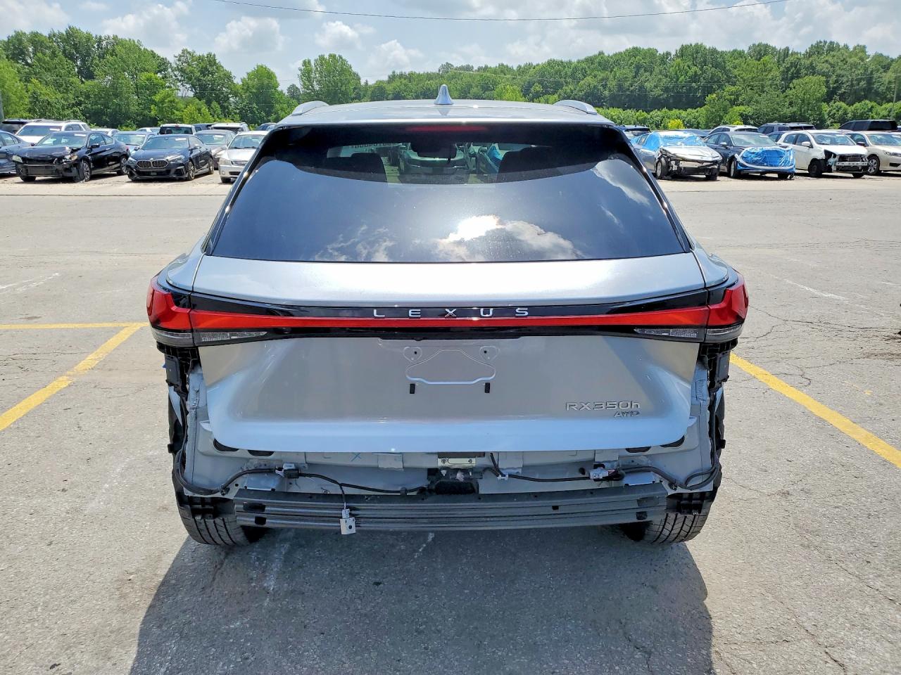 2024 LEXUS