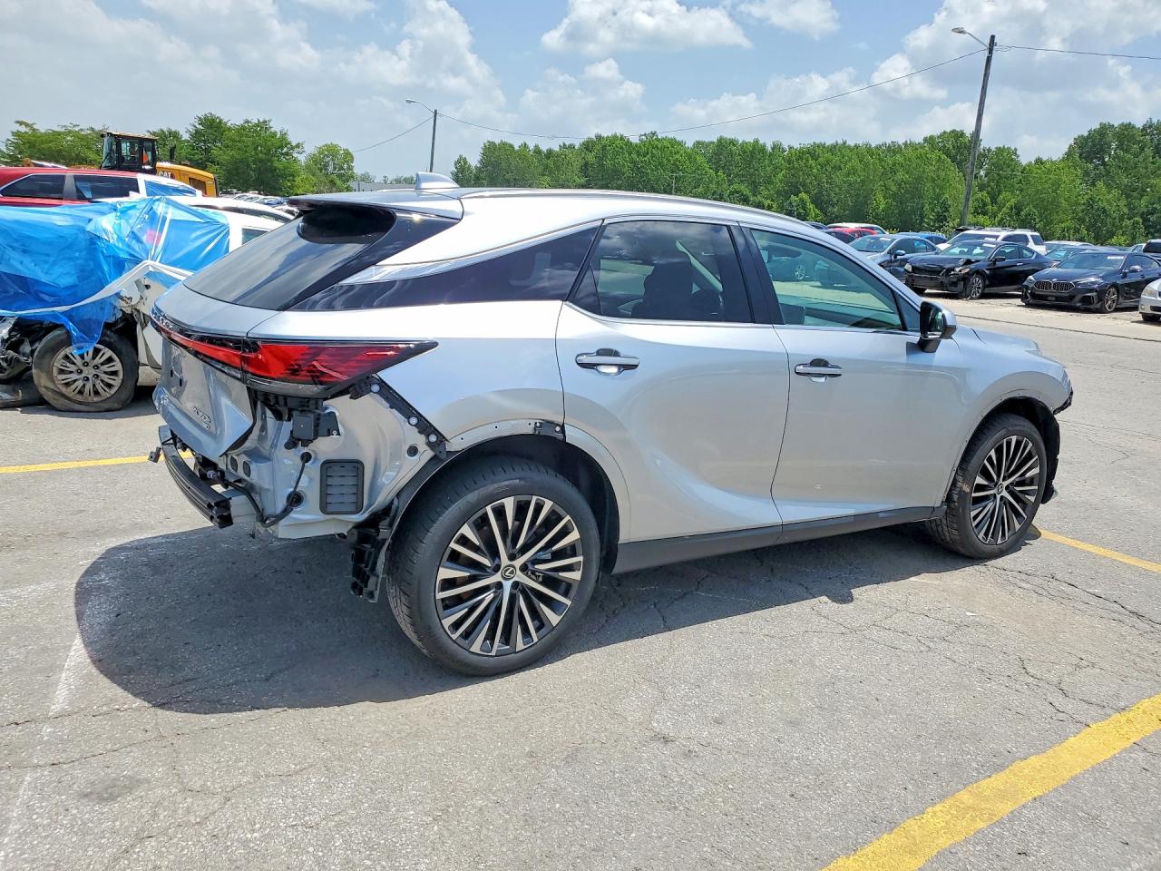 2024 LEXUS