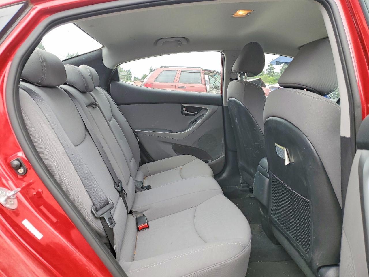 2016 HYUNDAI ELANTRA