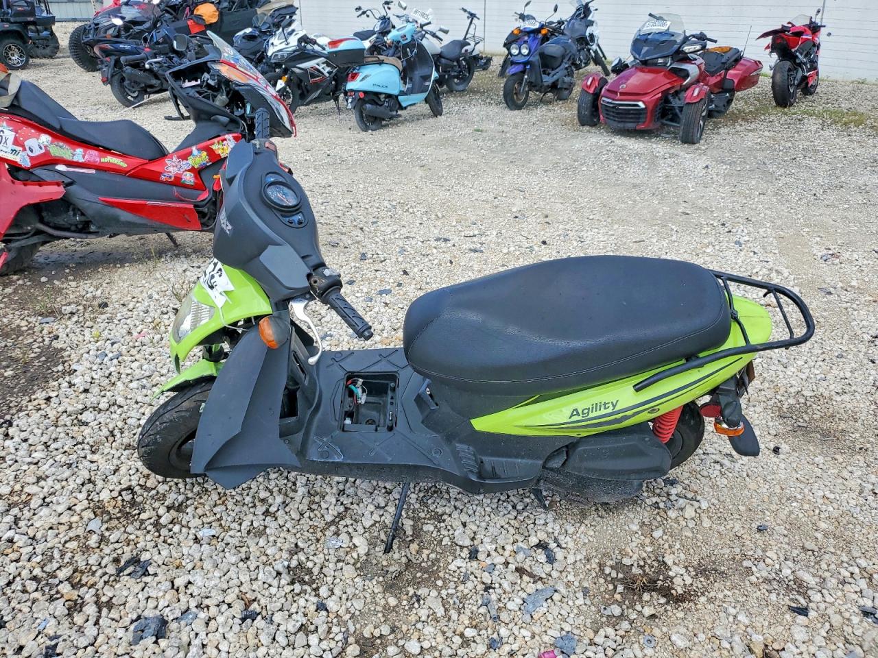 2022 KYMCO USA INC SCOOTER