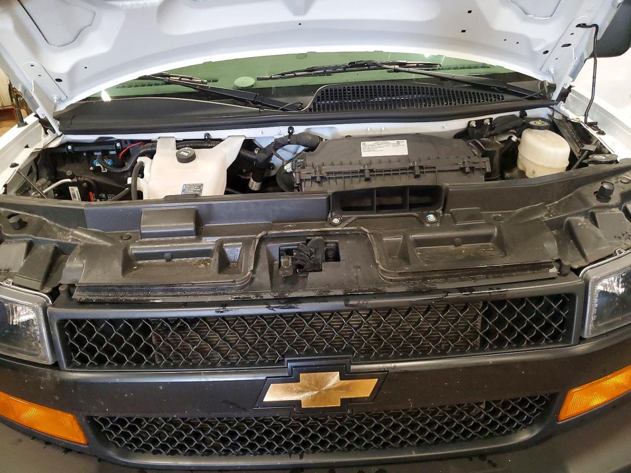 2025 CHEVROLET EXPRESS