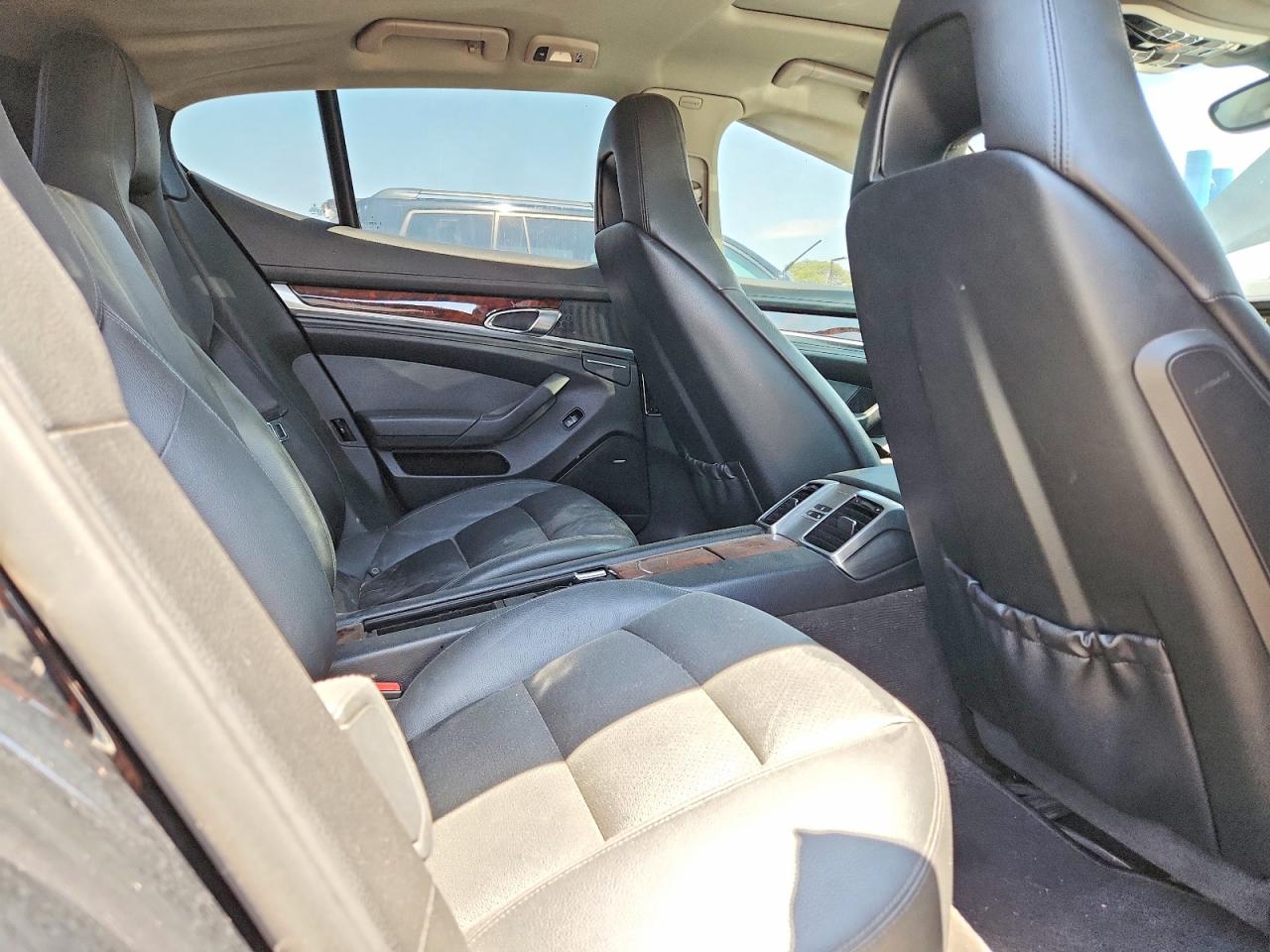 2012 PORSCHE PANAMERA