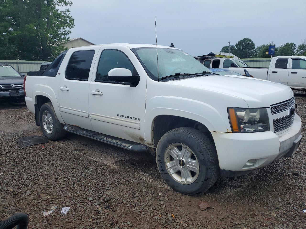 2010 CHEVROLET AVALANCHE