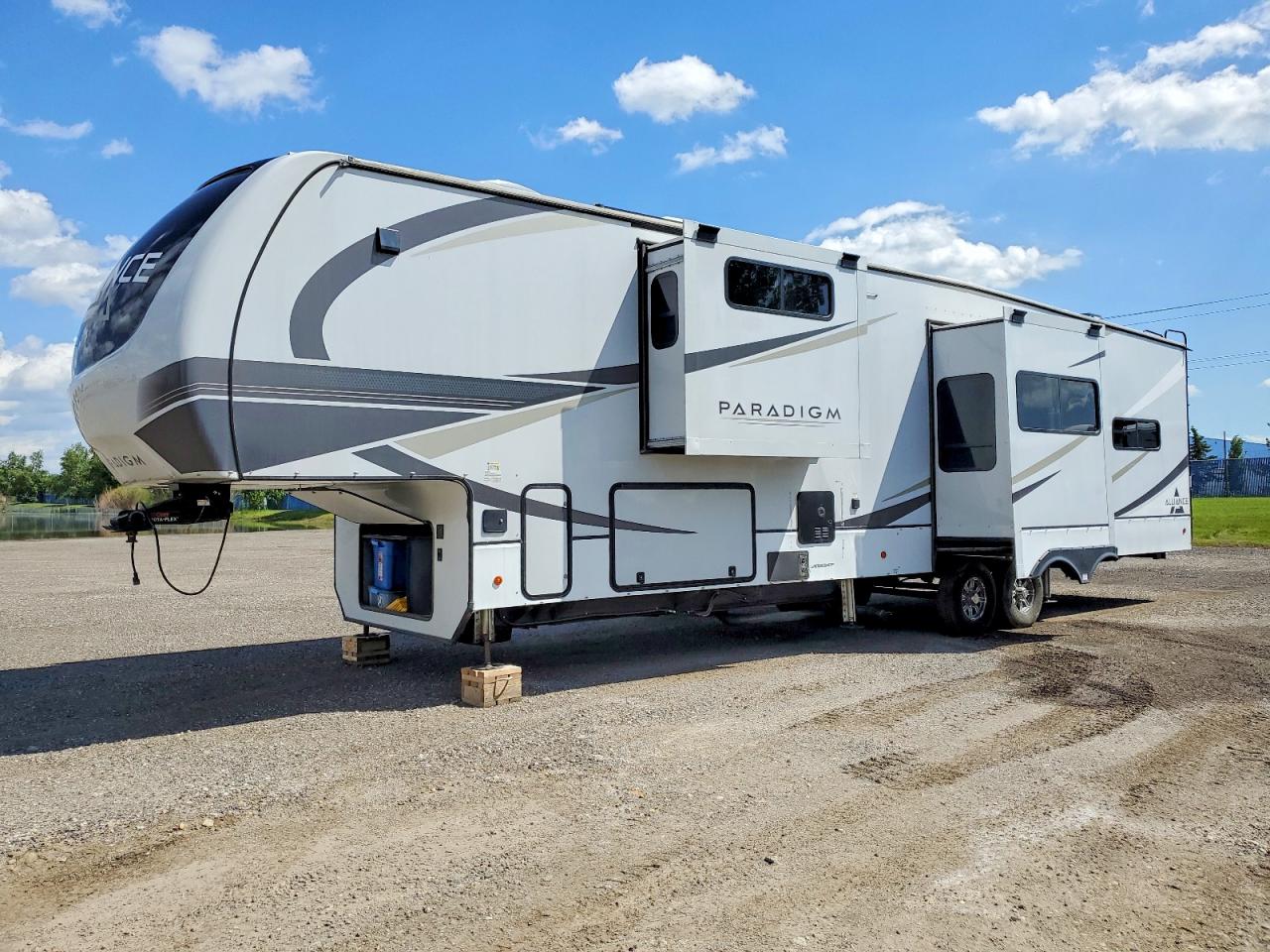 2023 ALLIANCE RV RECREATION
