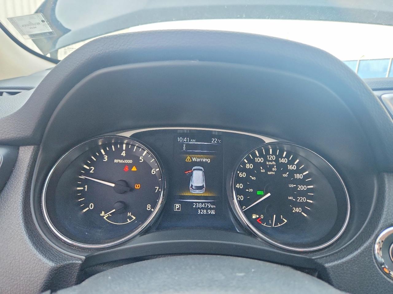 2015 NISSAN ROGUE