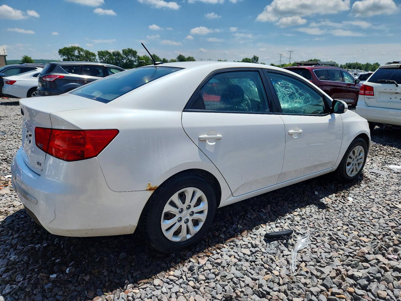 2011 KIA FORTE
