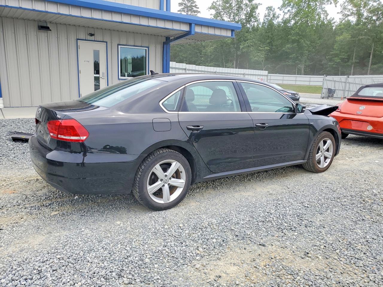 2015 VOLKSWAGEN PASSAT