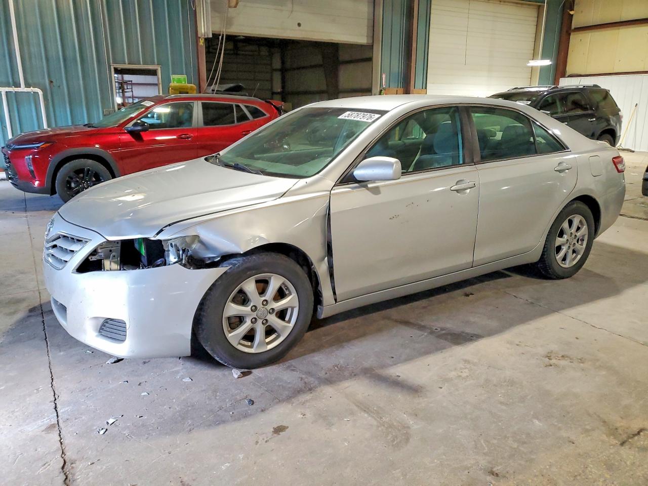 2011 TOYOTA CAMRY