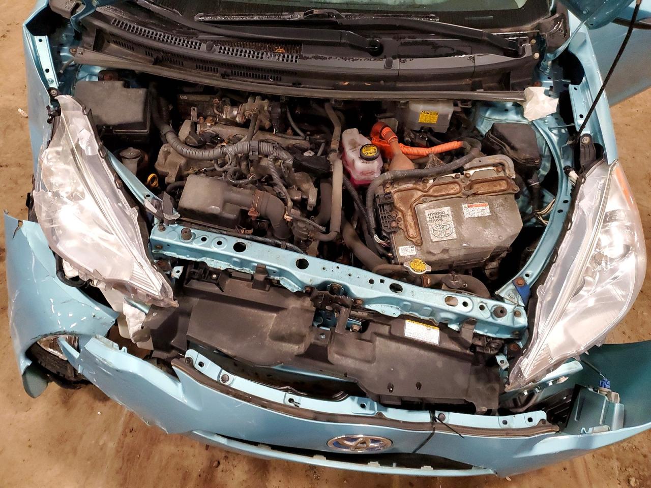 2012 TOYOTA PRIUS
