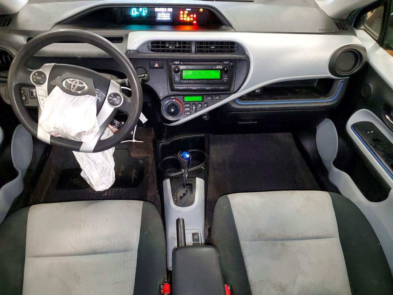 2012 TOYOTA PRIUS