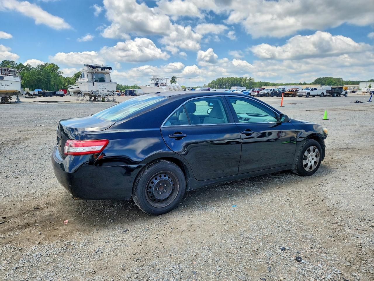 2010 TOYOTA CAMRY