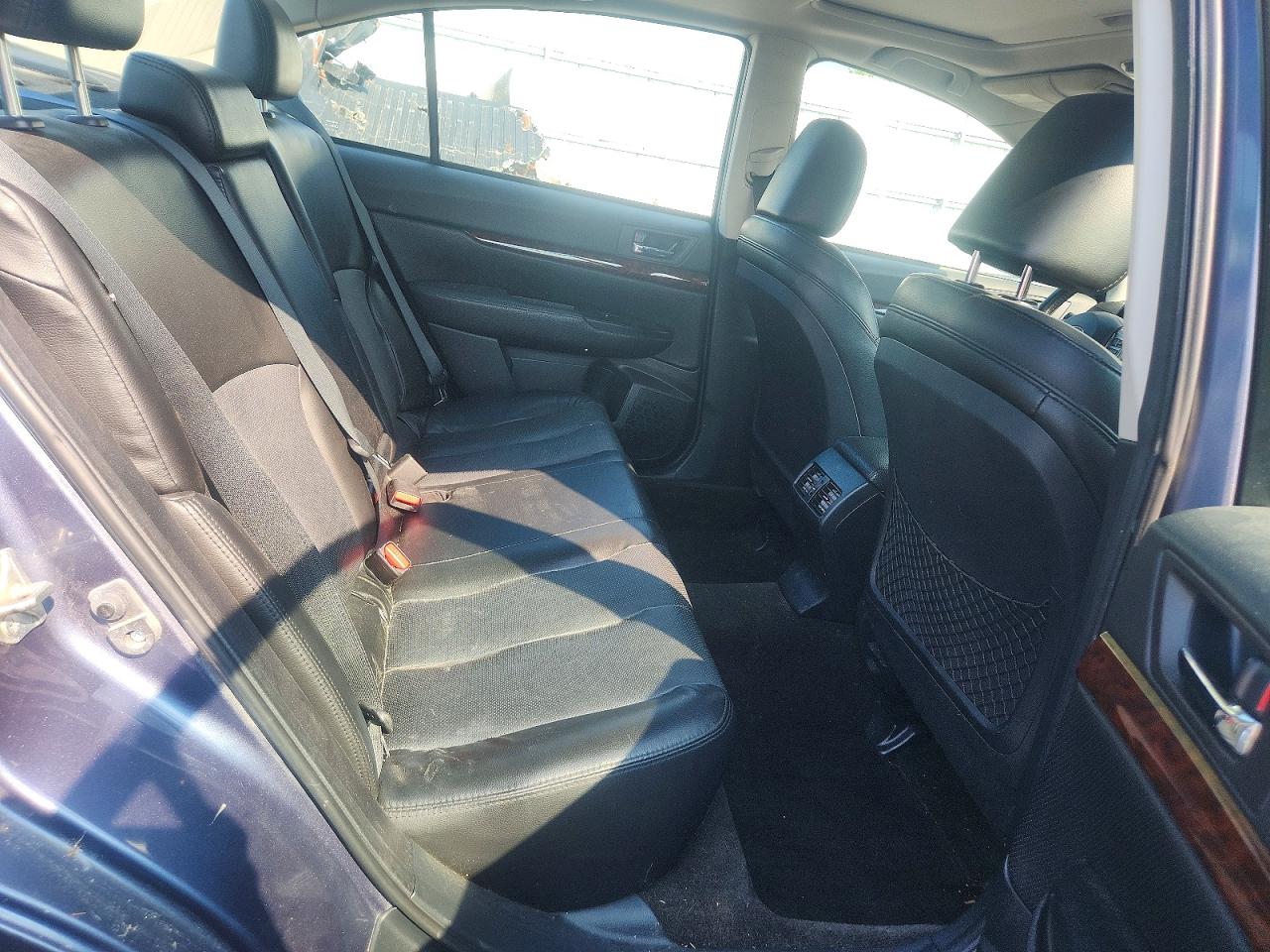 2013 SUBARU LEGACY