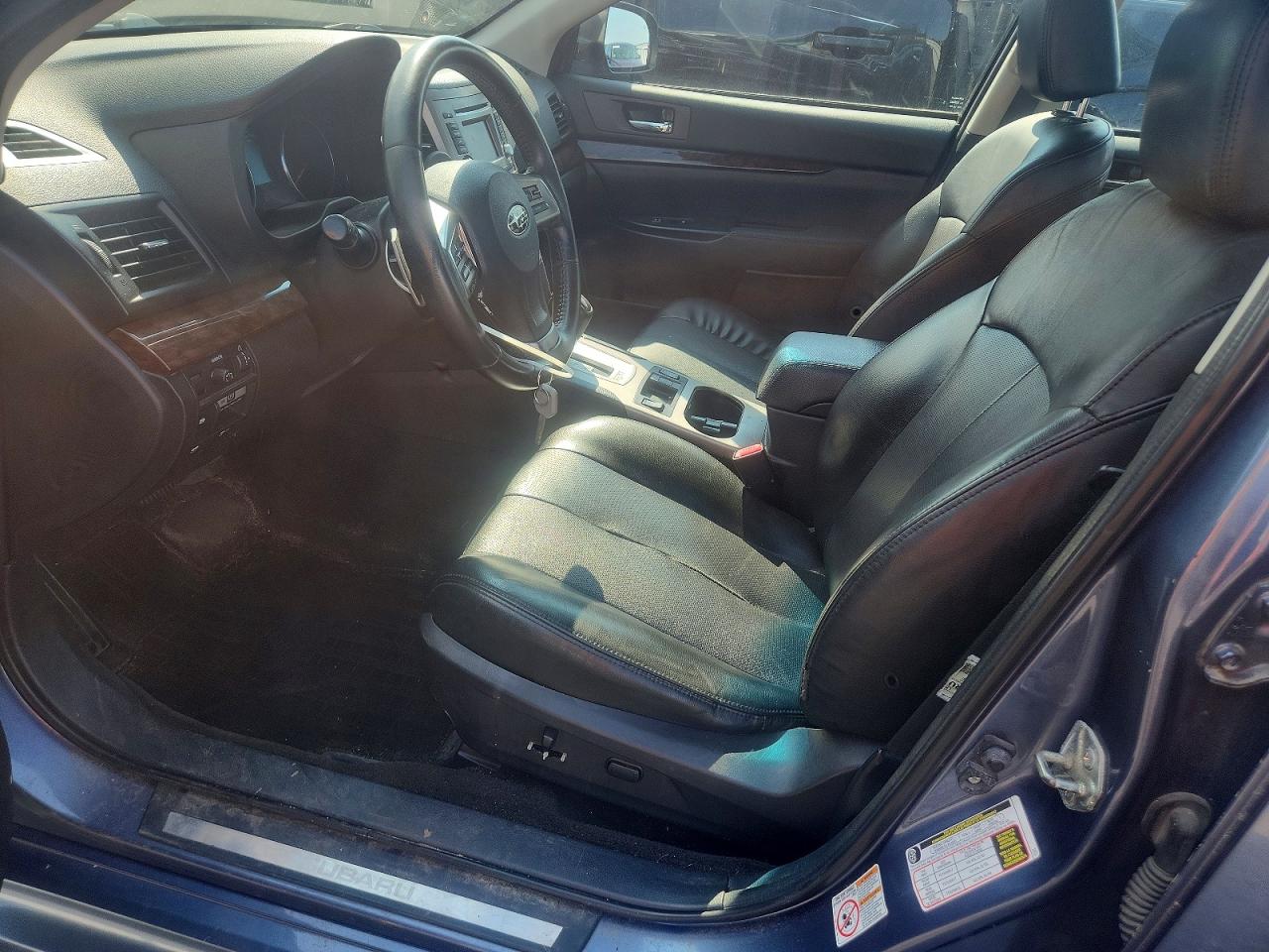 2013 SUBARU LEGACY