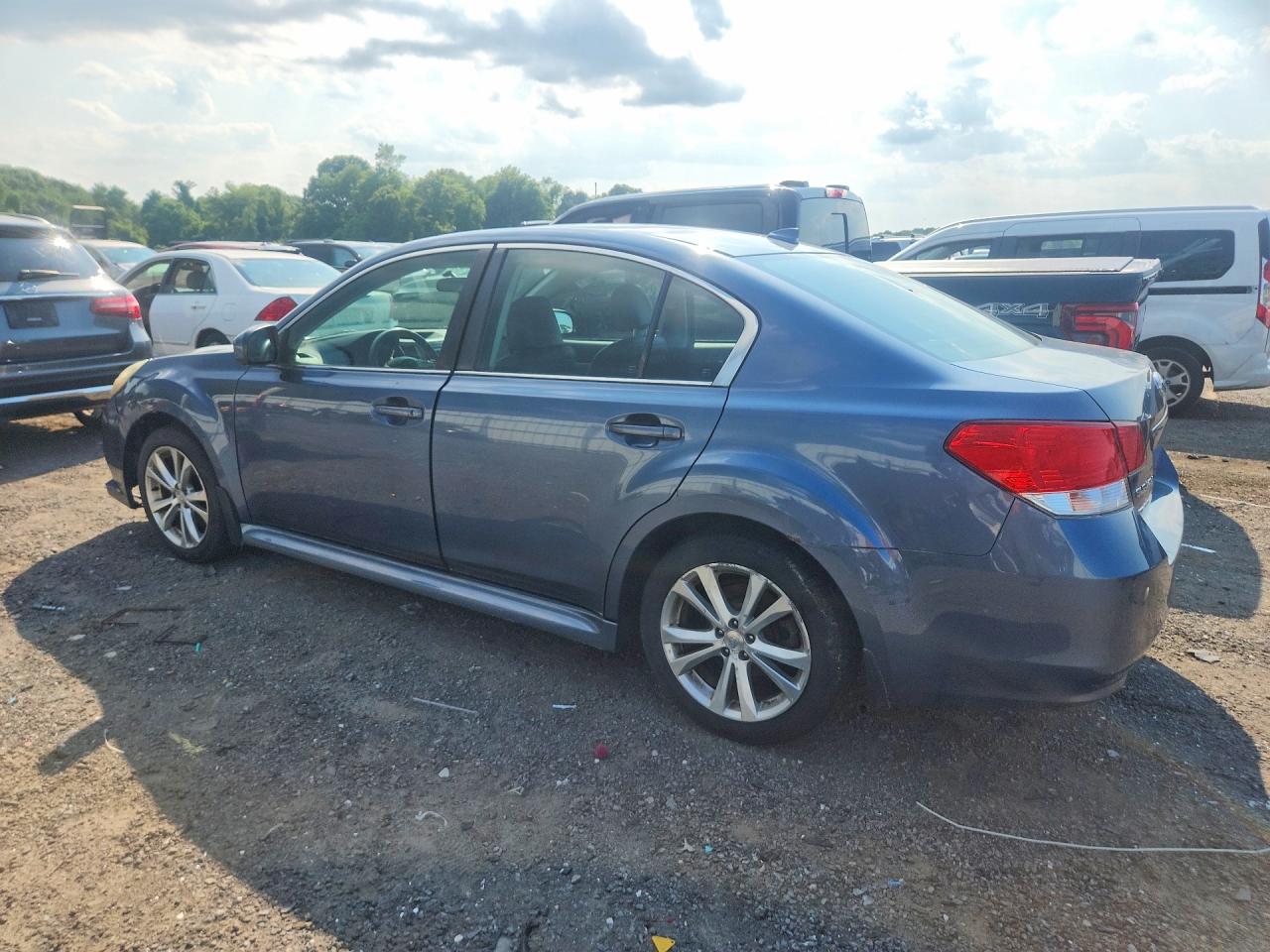2013 SUBARU LEGACY
