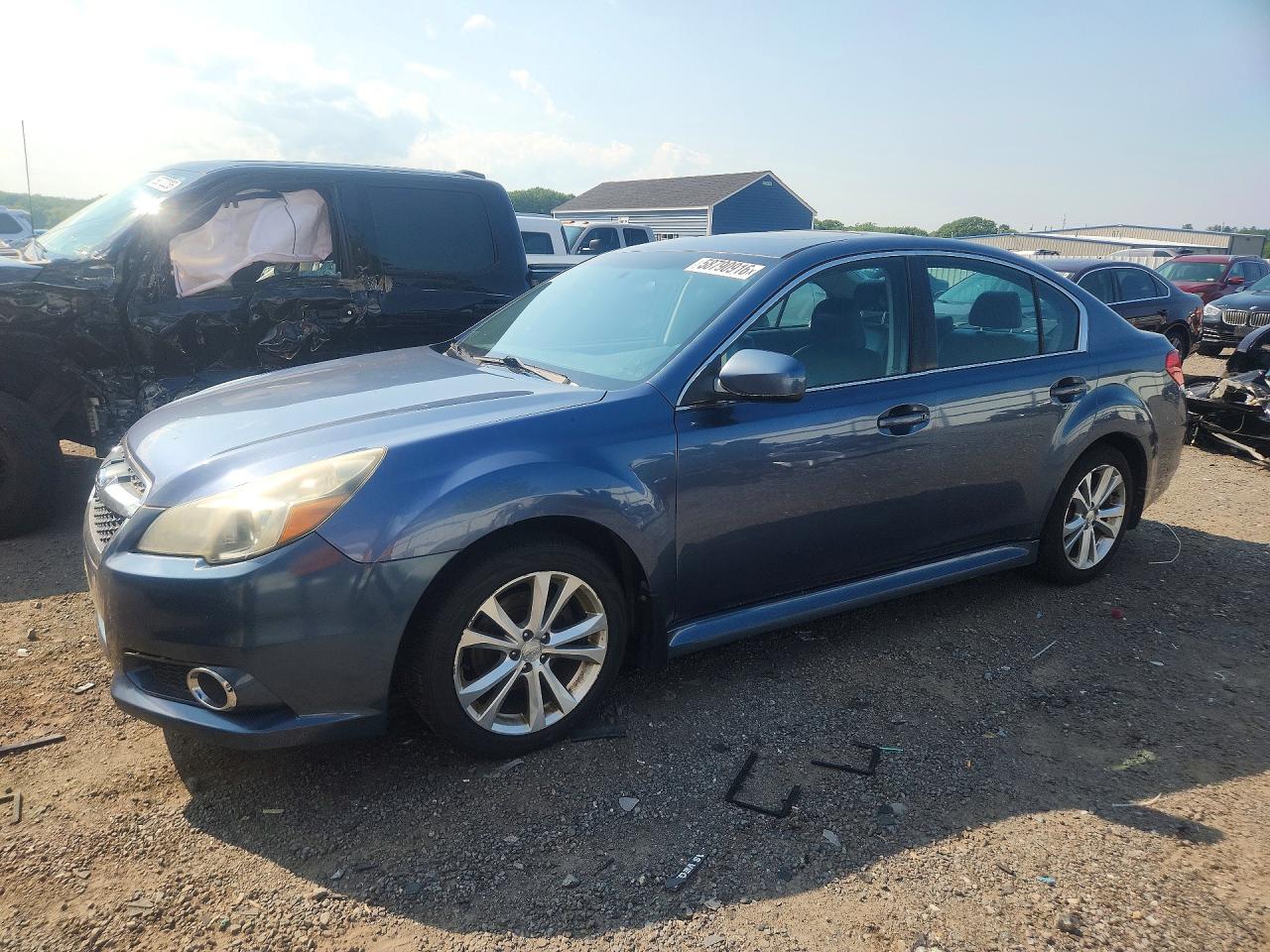 2013 SUBARU LEGACY