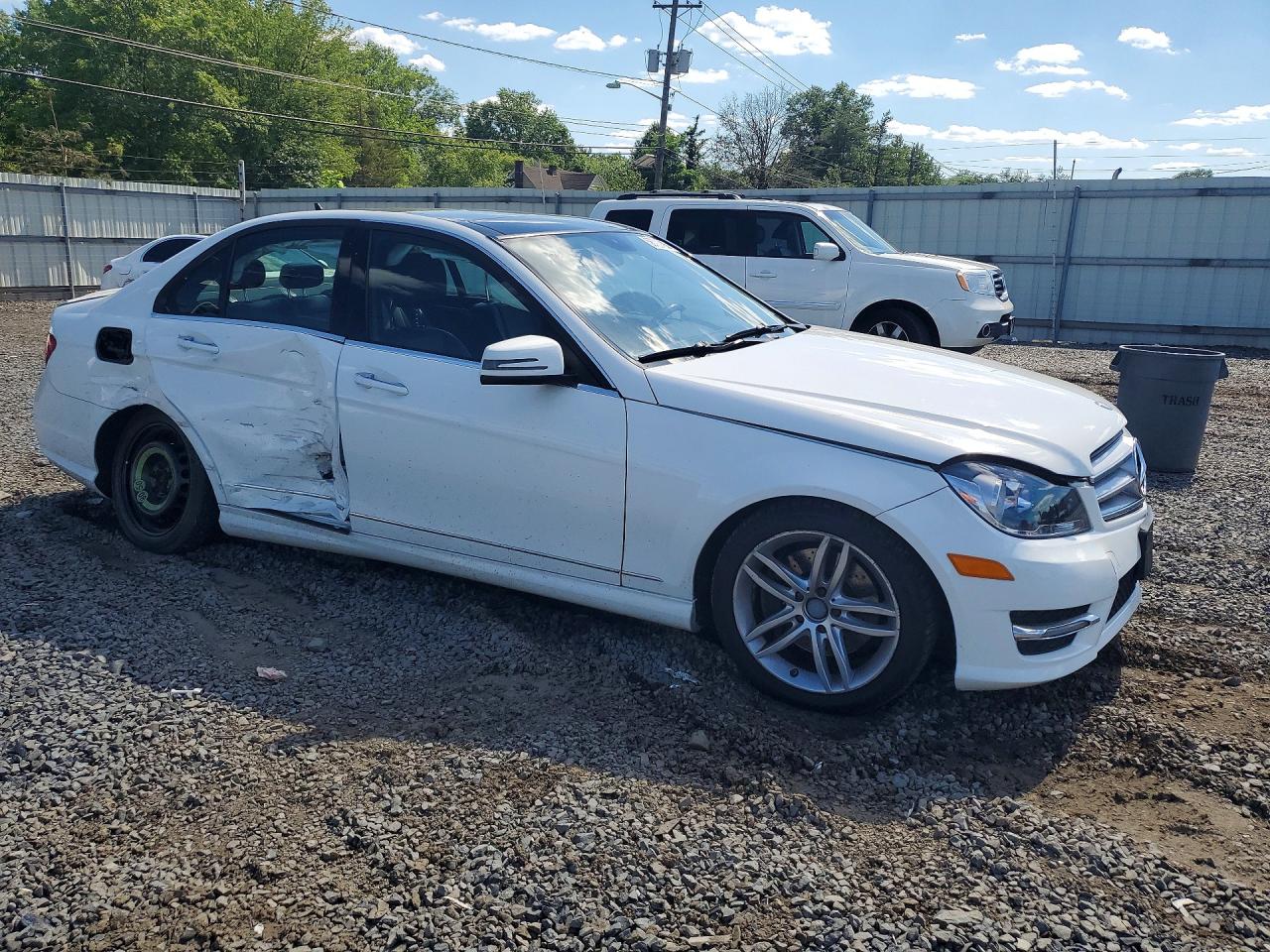 2013 MERCEDES-BENZ C-CLASS
