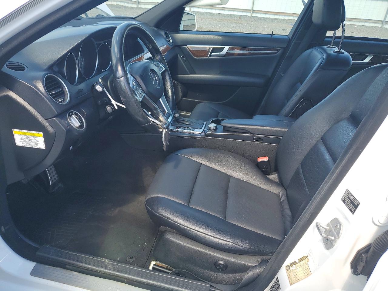 2013 MERCEDES-BENZ C-CLASS
