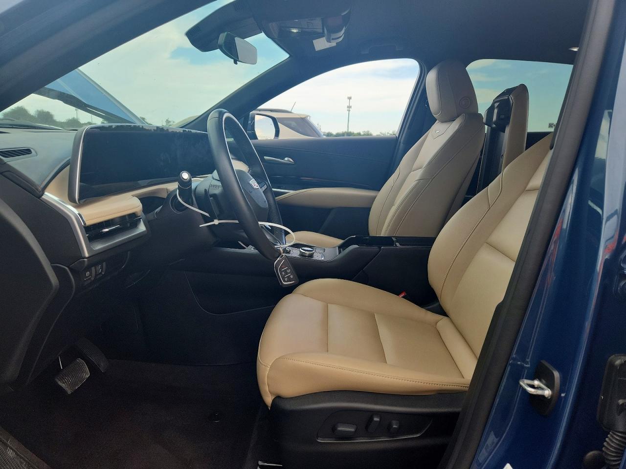 2024 CADILLAC XT4