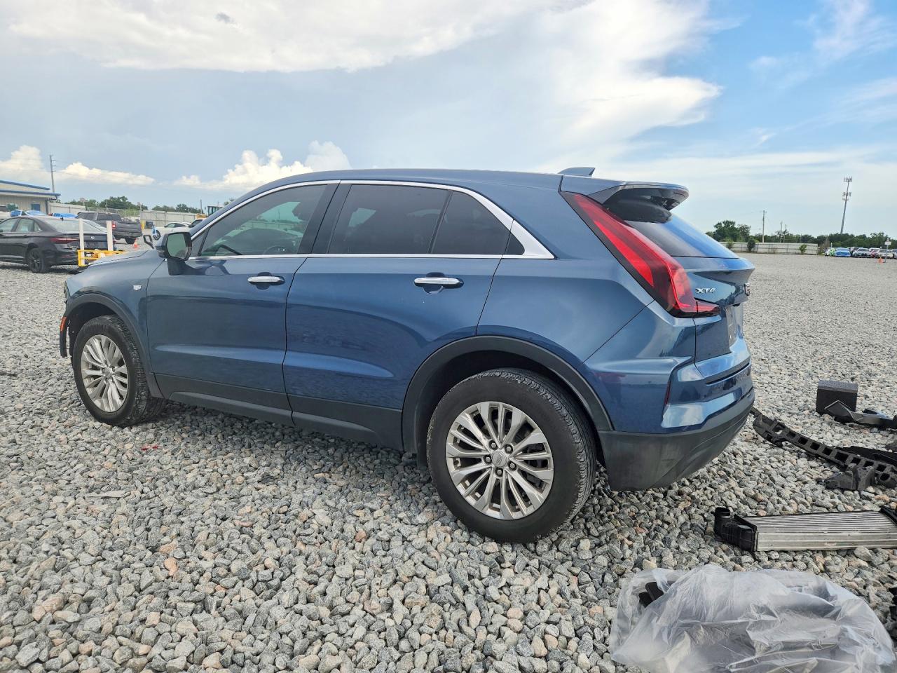 2024 CADILLAC XT4