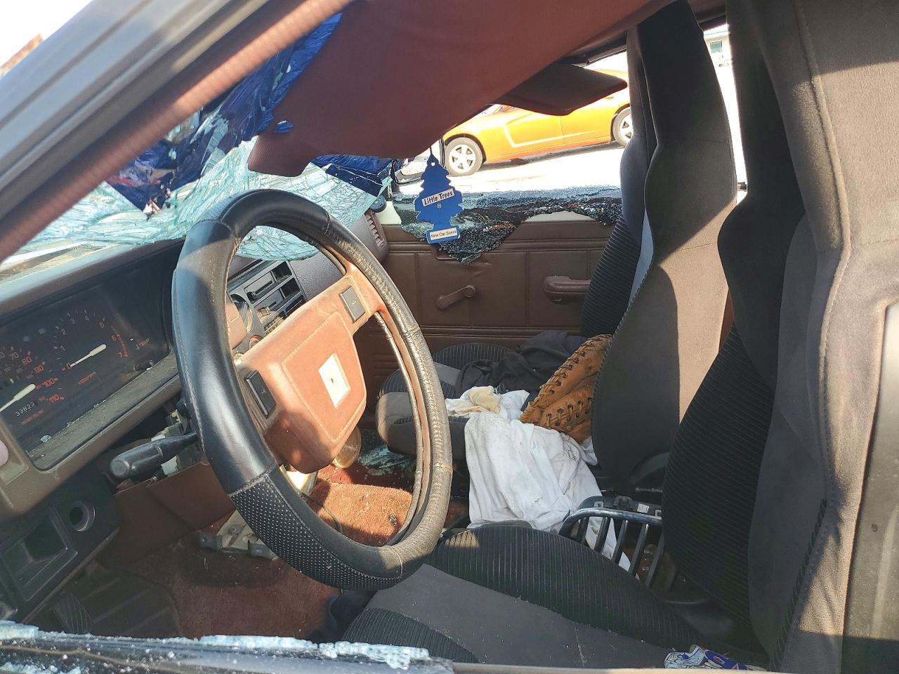 1987 MAZDA B2200