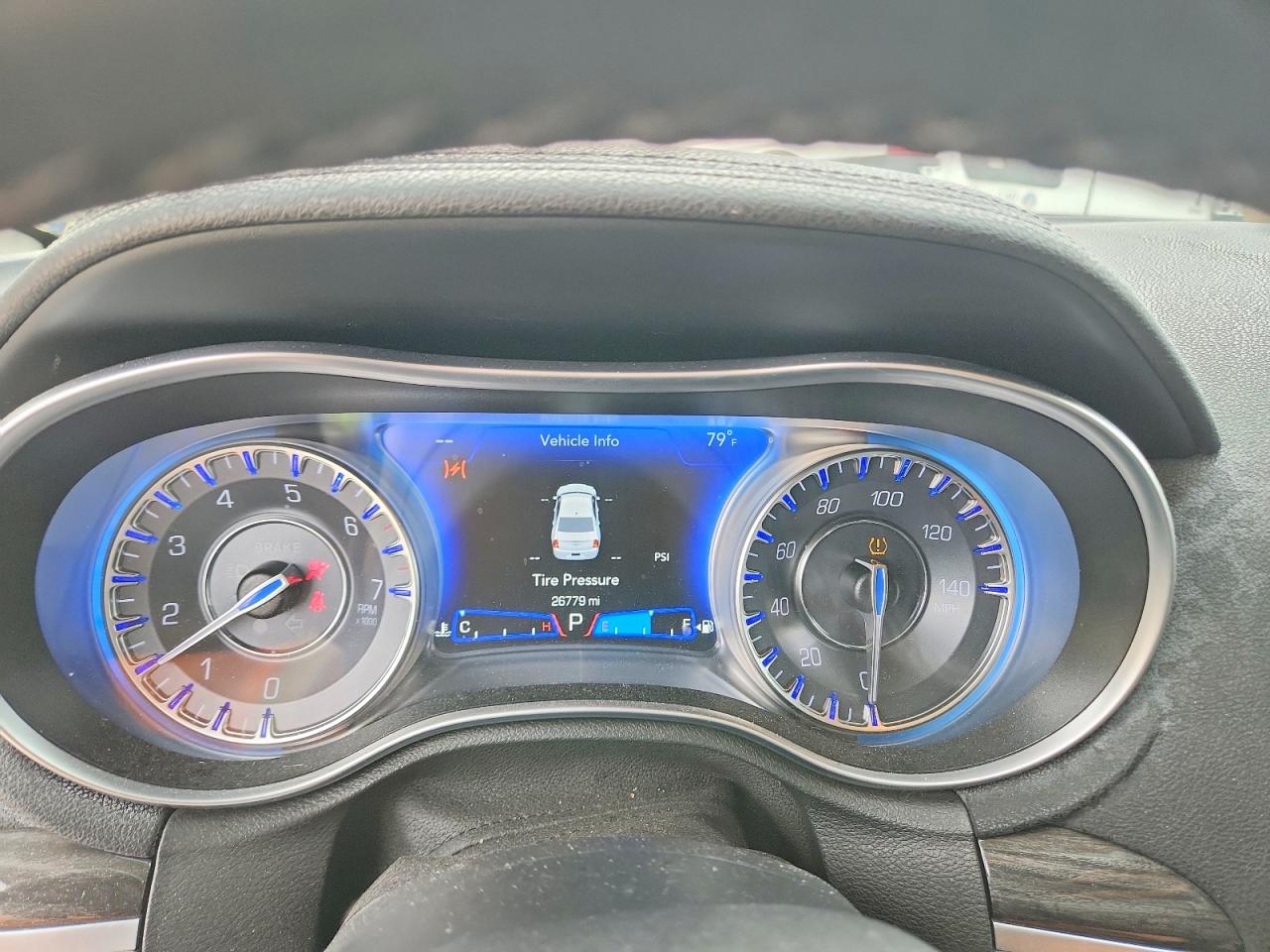 2019 CHRYSLER 300
