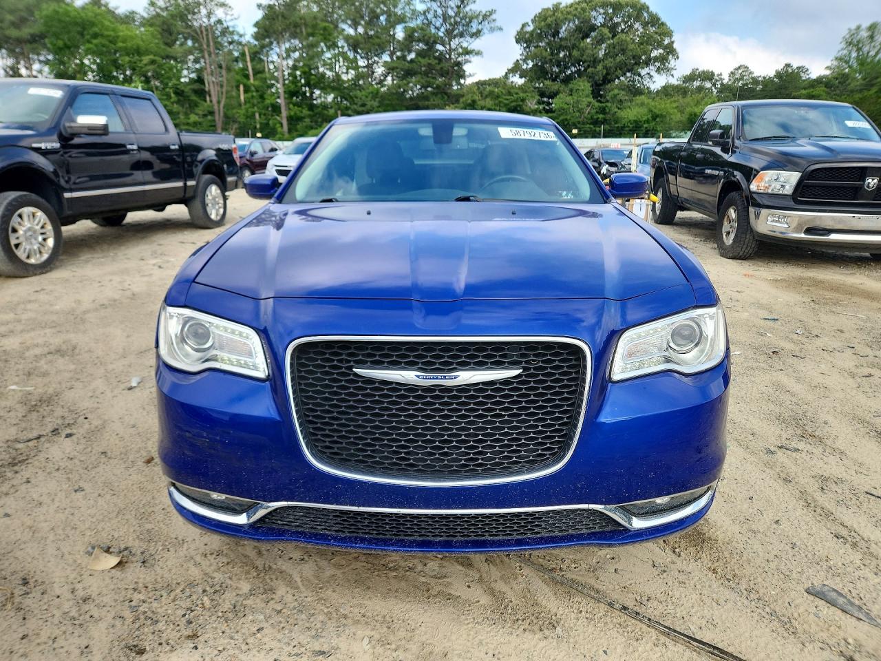 2019 CHRYSLER 300