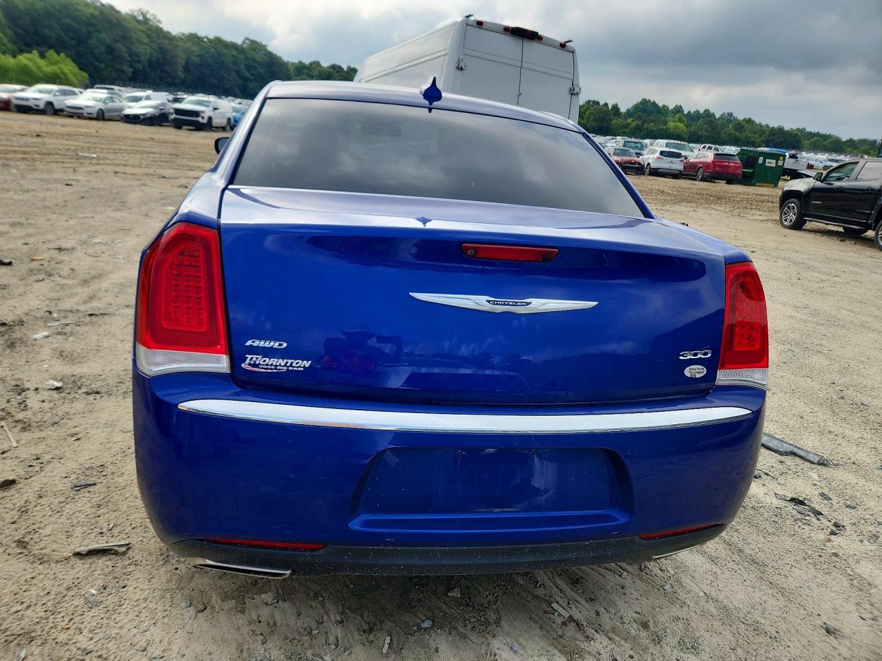 2019 CHRYSLER 300