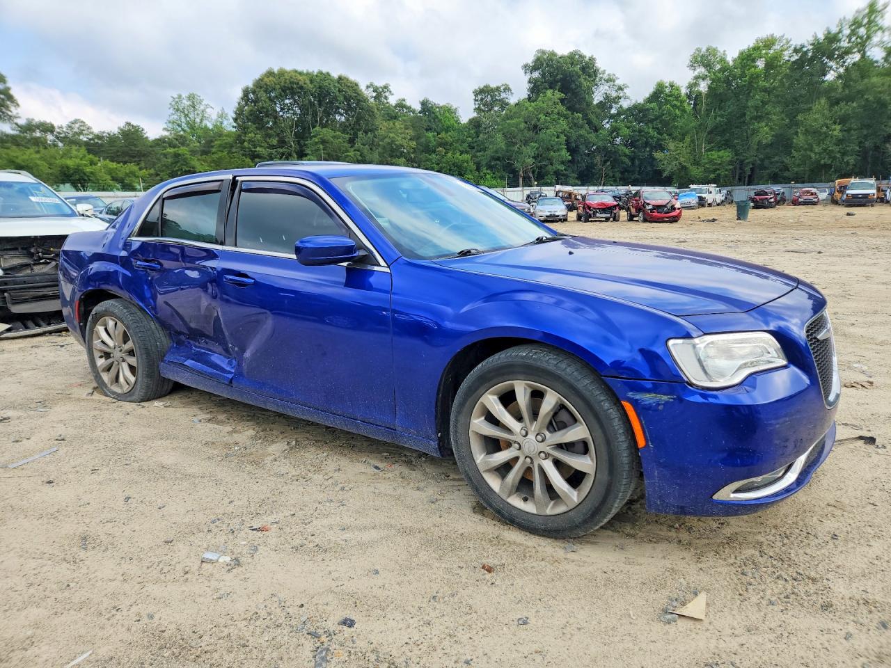 2019 CHRYSLER 300